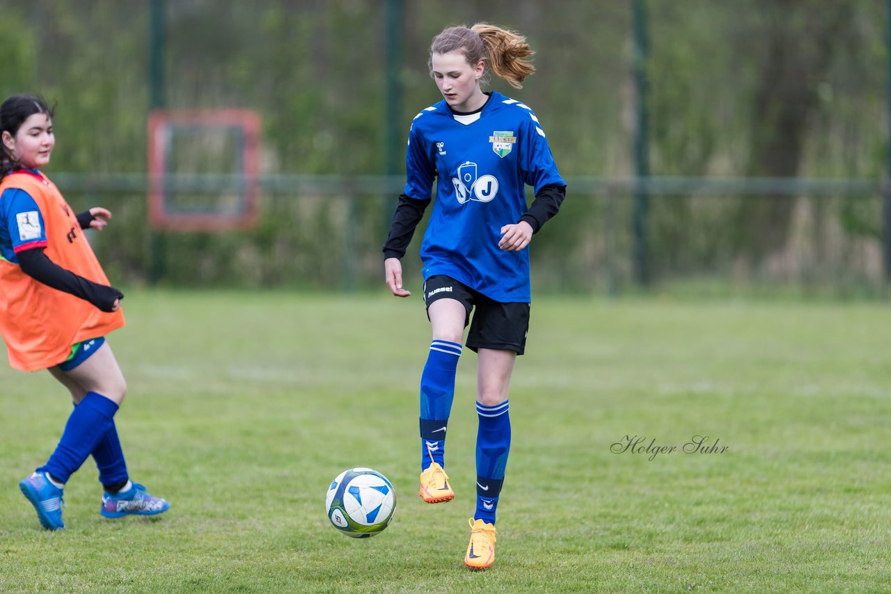 Bild 87 - wCJ VfL Pinneberg - Alstertal-Langenhorn : Ergebnis: 0:8